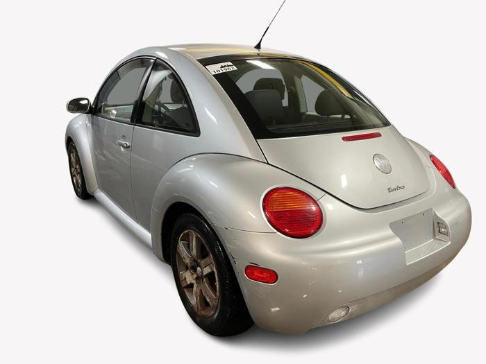 2005 Volkswagen Beetle