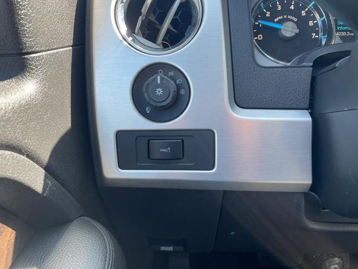 2013 ford f-150 fx4-supercrew-5.5-ft.-bed-4wd with 164233 miles for sale near burnsville, minnesota e25cb22006c64d7c96f8ec25a77238f5.jpeg