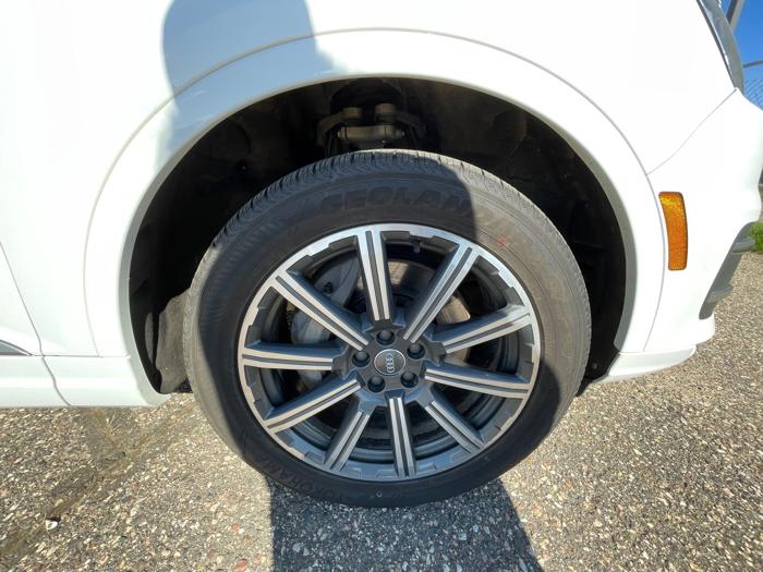 2017 audi q7 3.0-premium-plus-quattro with 116311 miles for sale near annandale, minnesota e25e2fdc365143179f6c98b4ddcf41fd.jpeg