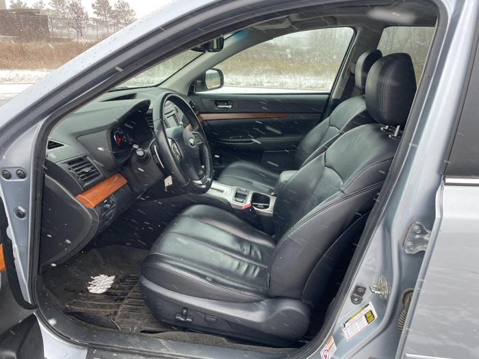 2013 subaru outback limited with 157132 miles for sale near elk-river, minnesota e297e488786942e5af80e13ece542a7f.jpg