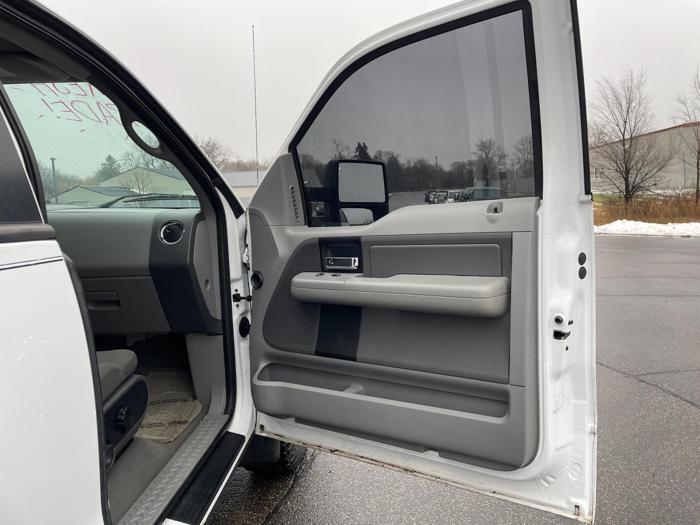 2005 ford f-150 styleside with 188003 miles for sale near elk-river, minnesota e2ad1cf2838747bba3bce25a9462a571.jpg