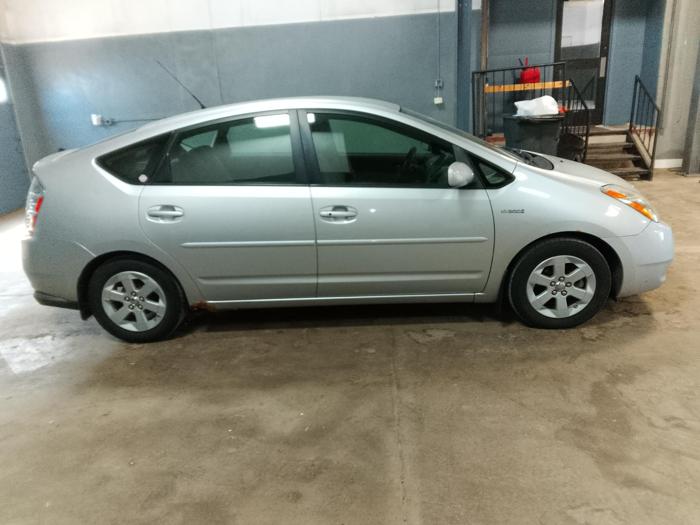 2007 toyota prius 4-door-liftback with 176312 miles for sale near elk-river, minnesota e2b8075d31f1421a8afd6cd5e4d05a83.jpg