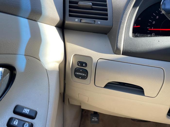 2008 toyota camry with 232997 miles for sale near elk-river, minnesota e2c7dfa821e34048a8f0102189058710.jpg