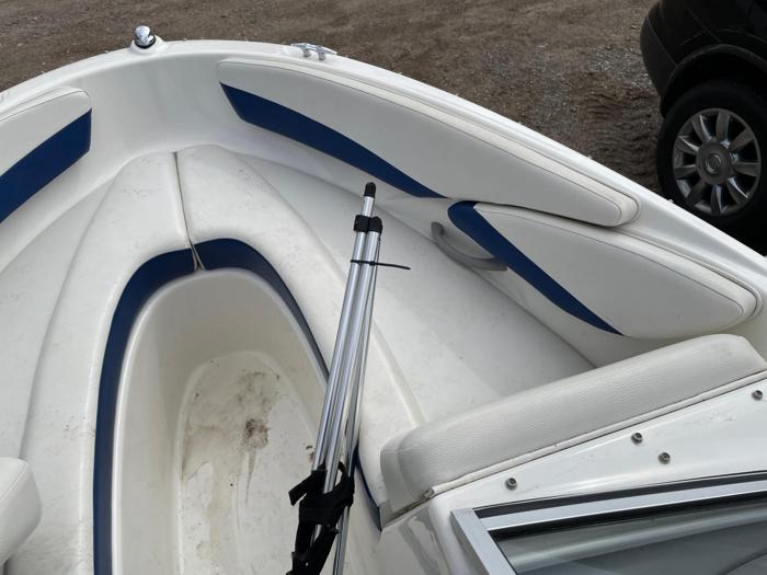 2005 18 Ft. Bayliner