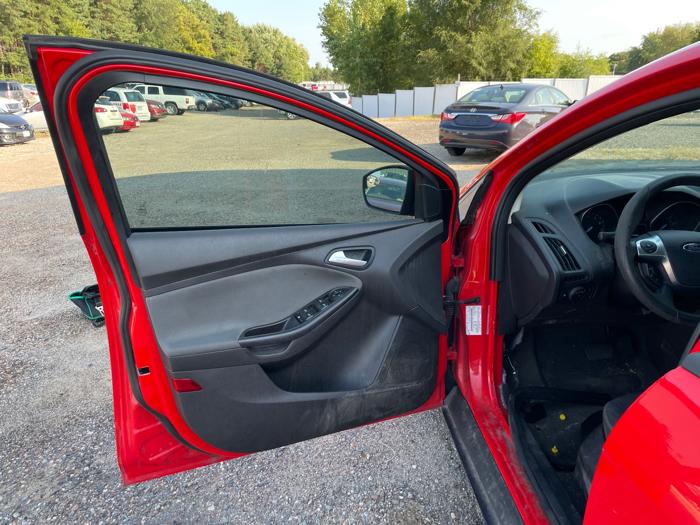 2013 ford focus se-sedan for sale near elk-river, minnesota e2da6baf1381431e879b8efdbcc5962b.jpeg