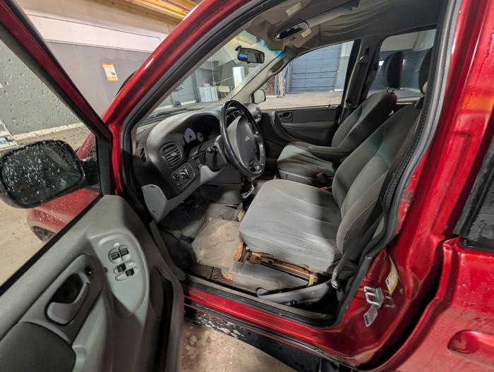 2007 dodge grand-caravan sxt with 105090 miles for sale near elk-river, minnesota e2ef447109924bafa4830a505a2a691c.jpg