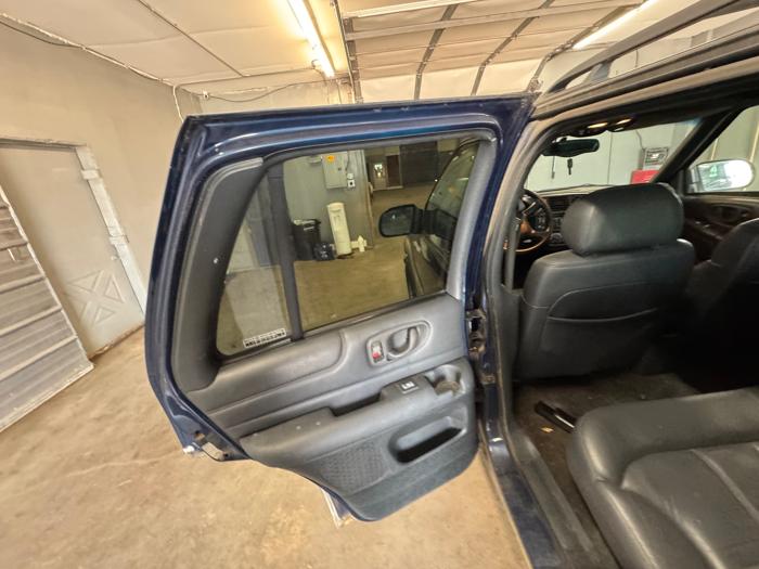 1999 chevrolet blazer 4-door-4wd with 195804 miles for sale near elk-river, minnesota e3009ff5d37f472296d3c4a5b1da31c2.jpeg
