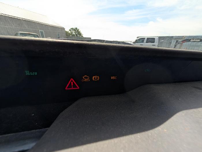2005 toyota prius 4-door-liftback with 236528 miles for sale near elk-river, minnesota e30e5f5a585749d399517e7f966ea476.jpg