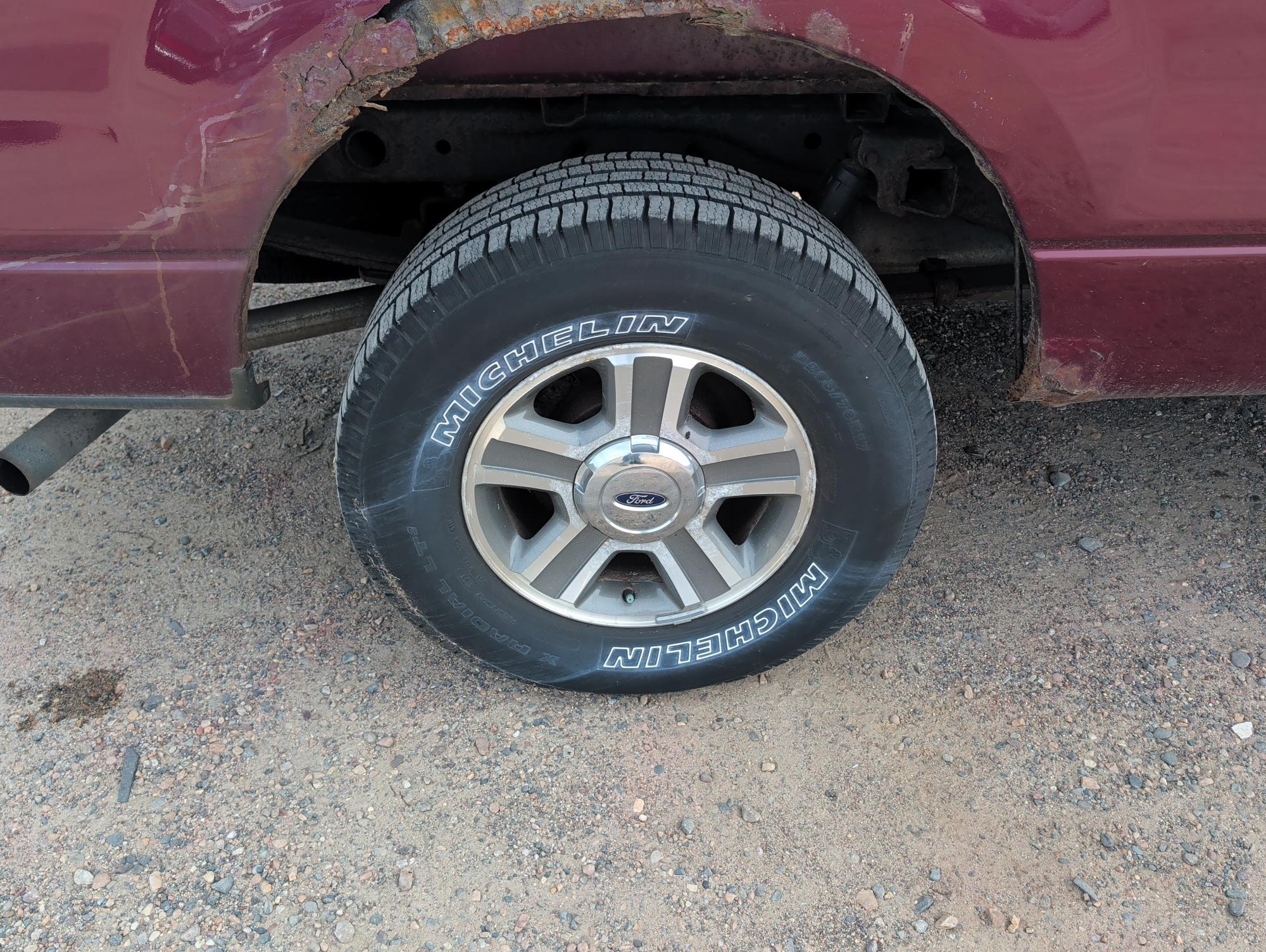 2006 ford f-150 fx4-supercab with 133328 miles for sale near Elk River, Minnesota e30efbc1a8a3451b98d3c529d51455c6.jpg