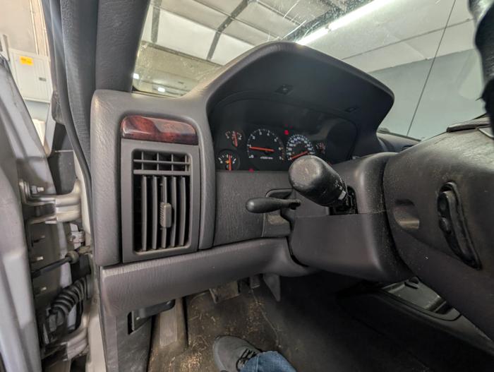 2000 jeep grand-cherokee laredo-4wd with 165709 miles for sale near elk-river, minnesota e32de6ddf074432381ceeb96adb90470.jpg
