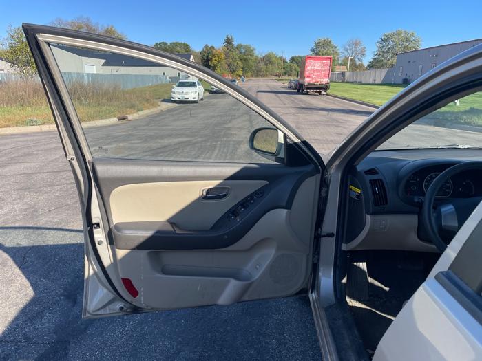 2010 hyundai elantra se with 125468 miles for sale near elk-river, minnesota e32f8faa75db4c23afacb5c03e0cb784.jpeg