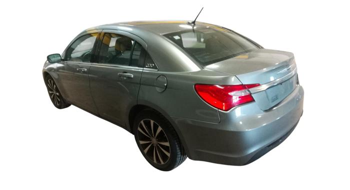 2012 chrysler 200 s with 143318 miles for sale near elk-river, minnesota e33ced973ff4415790336f5b0622484c.jpg
