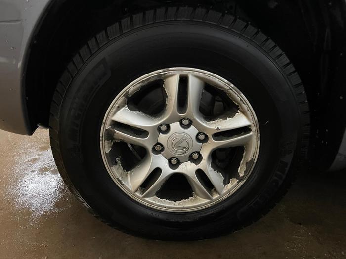 2005 lexus gx 470 with 171649 miles for sale near elk-river, minnesota e33e1a71c01e46d7ba903dae6b8bf353.jpg
