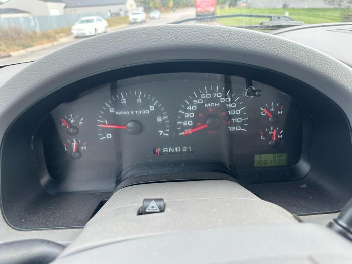 2005 ford f-150 fx4-supercab-4wd with 166193 miles for sale near elk-river, minnesota e34f491014124bfc9c100fa4c3d85de6.jpg