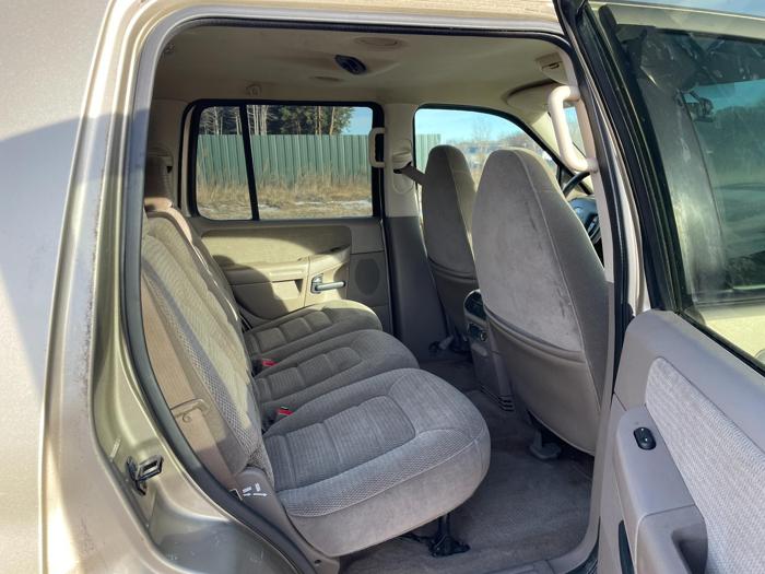 2002 ford explorer xlt with 203228 miles for sale near elk-river, minnesota e373db3c99a14c6b95f1cf084f27a408.jpg