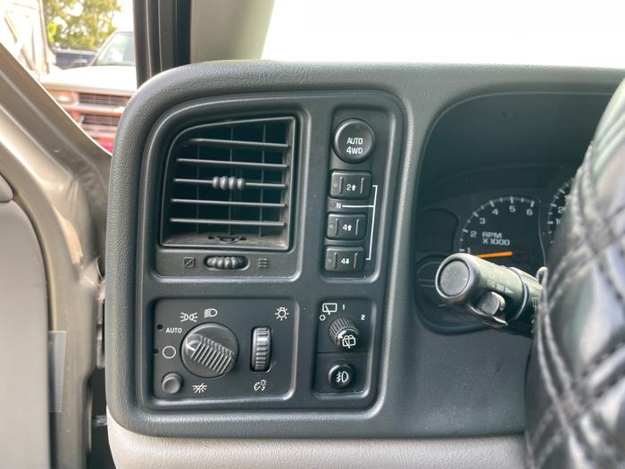 2003 chevrolet tahoe 4wd with 269204 miles for sale near elk-river, minnesota e374a390c0eb4265a7cbd0c25ce6d59c.jpeg