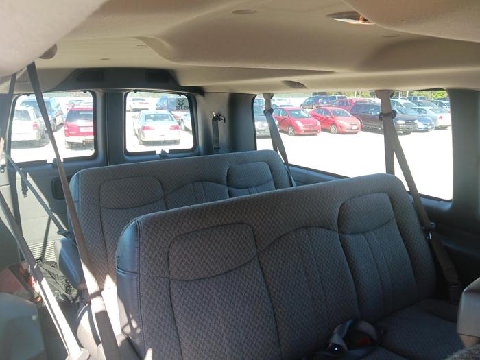2005 chevrolet express 3500-extended with 81212 miles for sale near elk-river, minnesota e381a354419847b4ba4729574d833c25.jpg