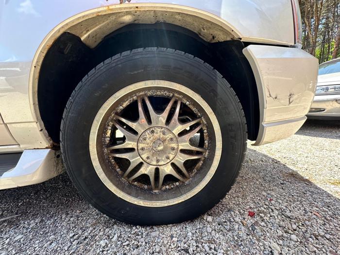 2006 cadillac escalade-ext sport-utility-truck for sale near elk-river, minnesota e3a86ccbc0764f16b533b3a5affab879.jpeg