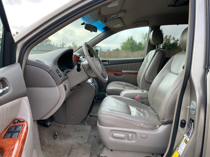 2007 toyota sienna xle-fwd with 212907 miles for sale near elk-river, minnesota e3c7c0ec57584cf88abde74dc933dcd1.jpeg