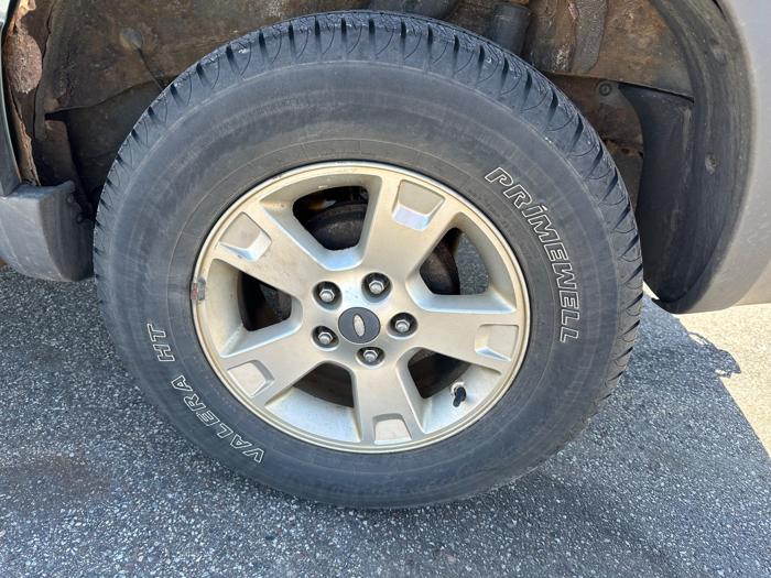 2006 ford escape xlt-2wd with 208126 miles for sale near elk-river, minnesota e40ebea1657d43b99b1a5bd0225210b8.jpeg