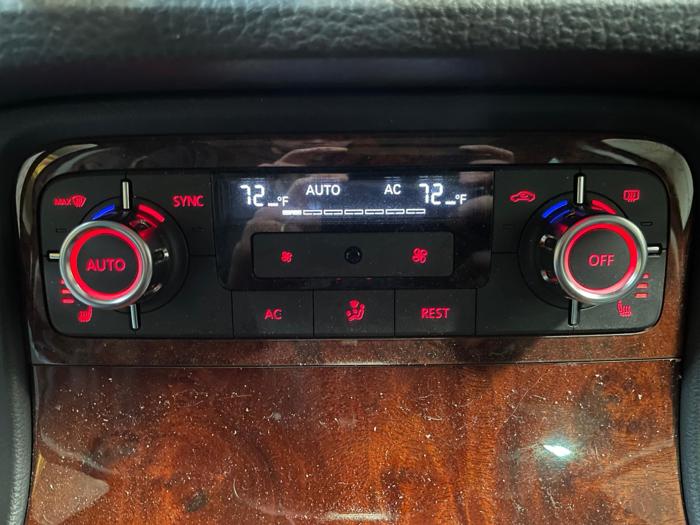 2012 volkswagen touareg lux with 249274 miles for sale near elk-river, minnesota e437554529744257b2f673457d5de81e.jpg