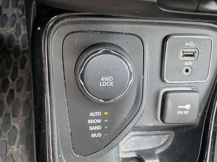 2018 jeep compass limited-4wd with 154529 miles for sale near coon-rapids, minnesota e4828932f4914618b9d213cb15169969.jpeg