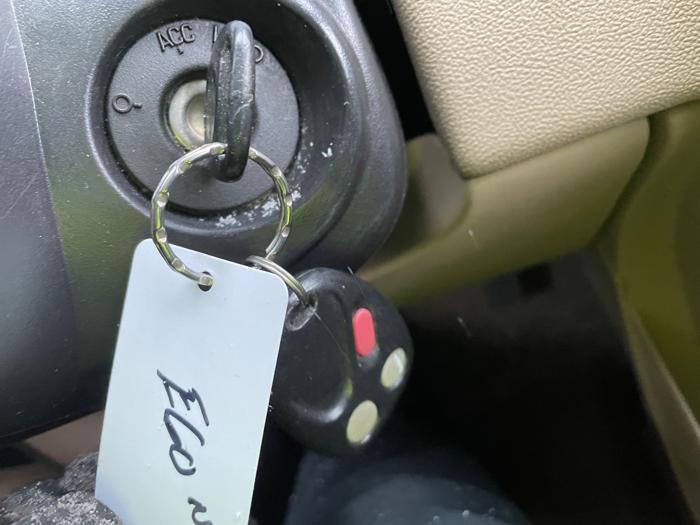 2005 chevrolet equinox lt-awd with 96644 miles for sale near elk-river, minnesota e4cc98635c8644b7a05b57fdc494f4ec.jpeg