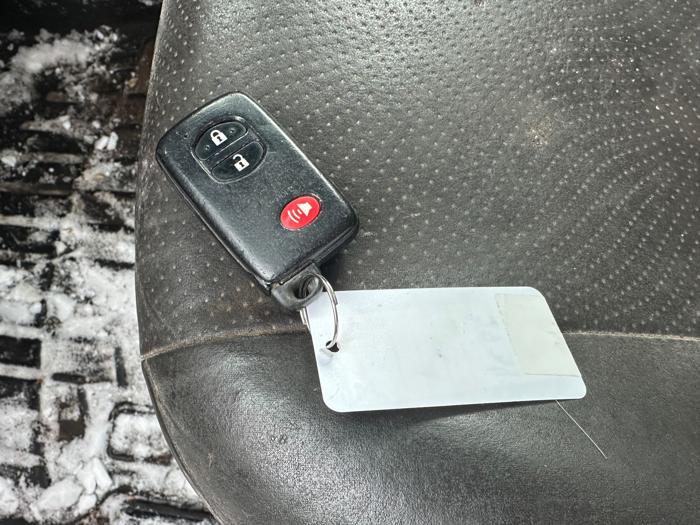 2010 toyota prius prius-ii with 264268 miles for sale near elk-river, minnesota e4df7b45f2294b35826c5a0aac012564.jpeg