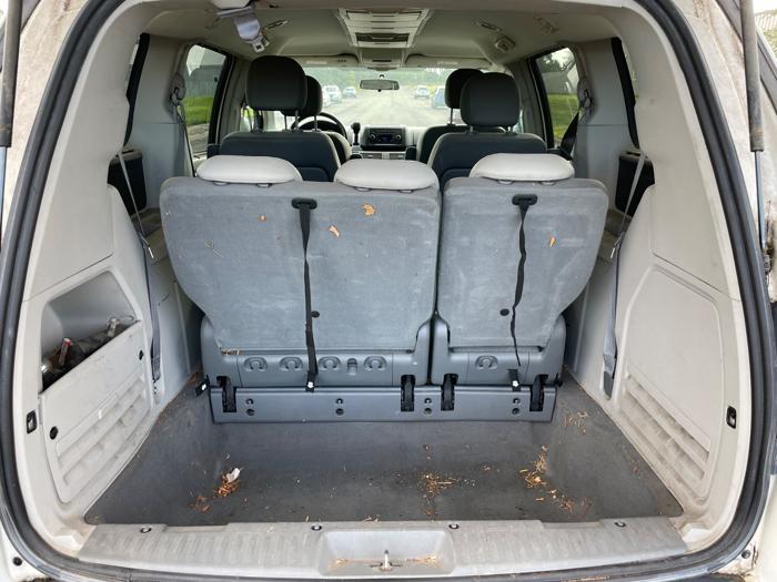 2009 volkswagen routan se-rse with 127414 miles for sale near elk-river, minnesota e503e0ed9f154e2882744fae89c58966.jpeg