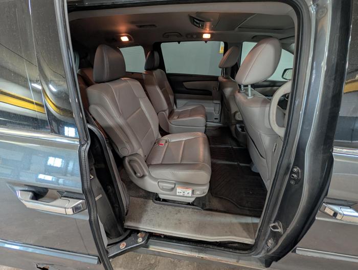2011 honda odyssey touring with 204874 miles for sale near elk-river, minnesota e51f40760a5541539ca6771513c13ba9.jpg