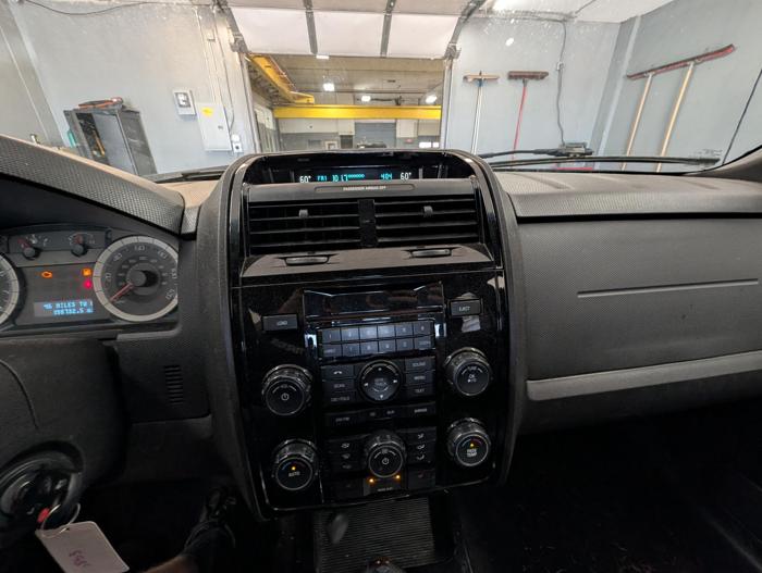 2009 ford escape limited-fwd-v6 with 198732 miles for sale near elk-river, minnesota e523af9bf7ce41ec95f51179f230dff2.jpg