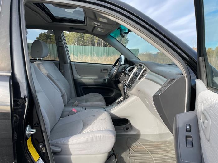 2004 toyota highlander v6-4wd with 178183 miles for sale near elk-river, minnesota e528efa20e2e45379998f99b38a332e6.jpeg