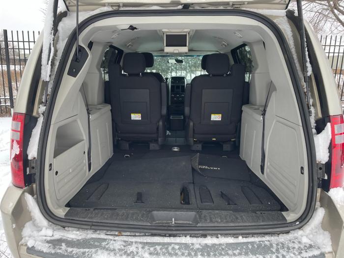 2008 dodge caravan-grand-caravan sxt with 195930 miles for sale near elk-river, minnesota e5411cd5a9c947c9ac1974be67d6b630.jpg