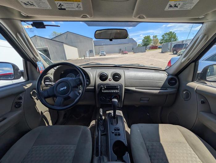 2007 jeep liberty sport-4wd with 128939 miles for sale near elk-river, minnesota e5656bb68f944068981e57dc7c8fbd37.jpg