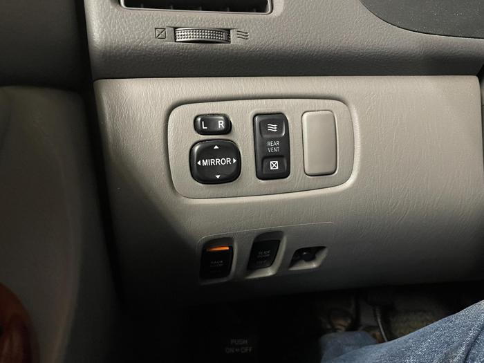 2005 toyota sienna xle with 128463 miles for sale near elk-river, minnesota e576c8900ede4d799fc623cdfeae57ba.jpg