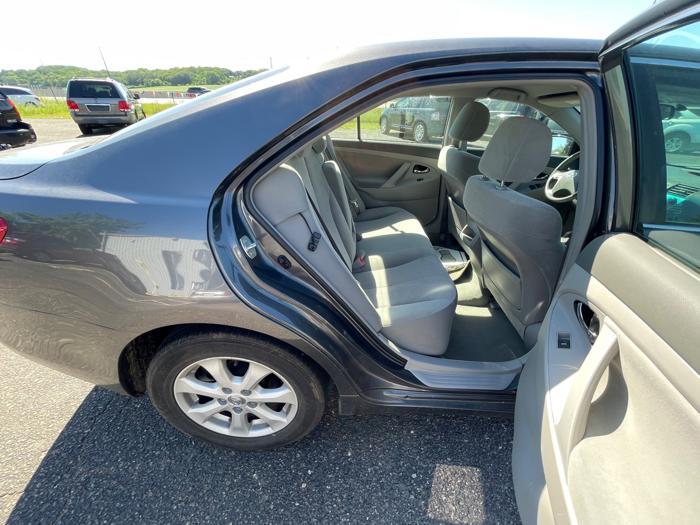 2011 toyota camry base-6-spd-at with 264570 miles for sale near shakopee, minnesota e58a159945bd4ebf8a15e20db7bc4417.jpeg