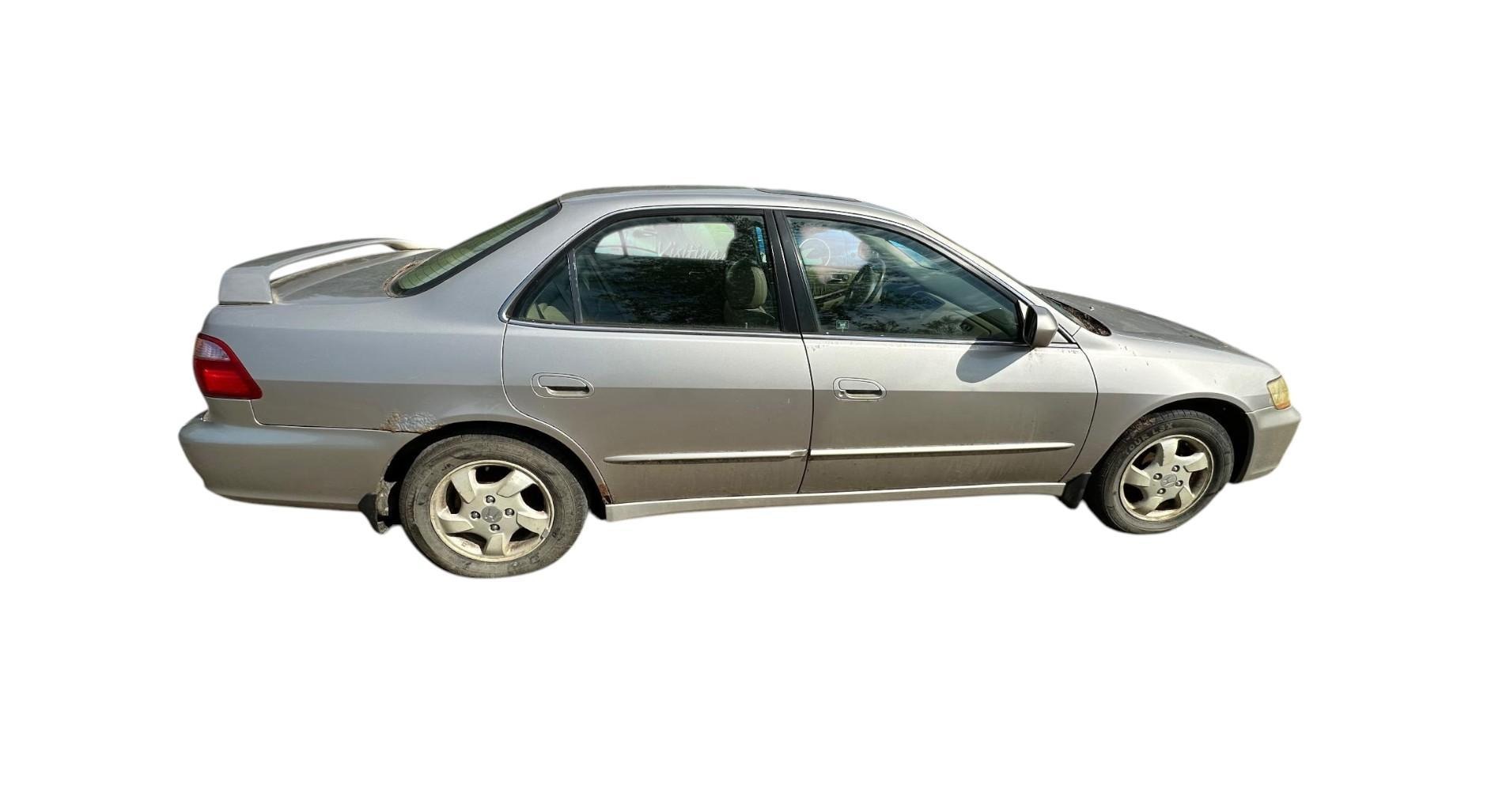 1999 honda accord ex-sedan with 145458 miles for sale near elk-river, minnesota e5a7dcc421fb4a9299e8fa3bcf188f85.jpg