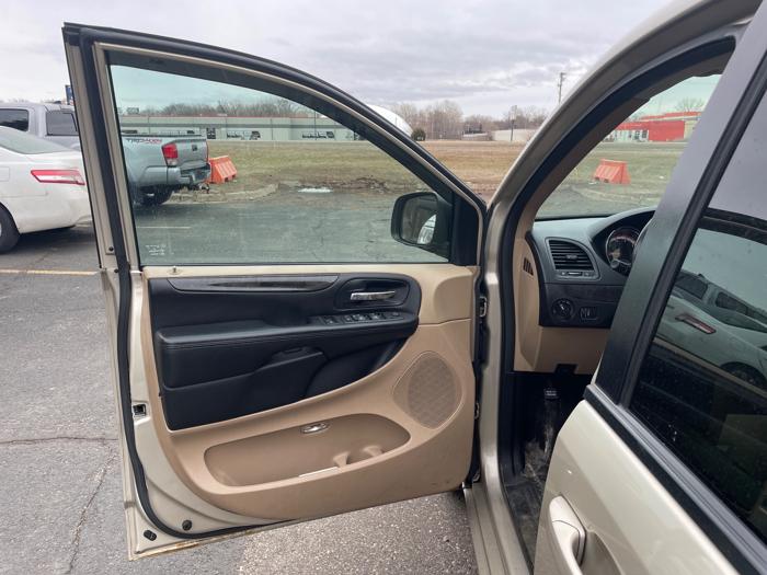 2014 dodge grand-caravan sxt with 279804 miles for sale near spring-lake-park, minnesota e5a9e1f339584cfba21b1e25636b1a2e.jpeg
