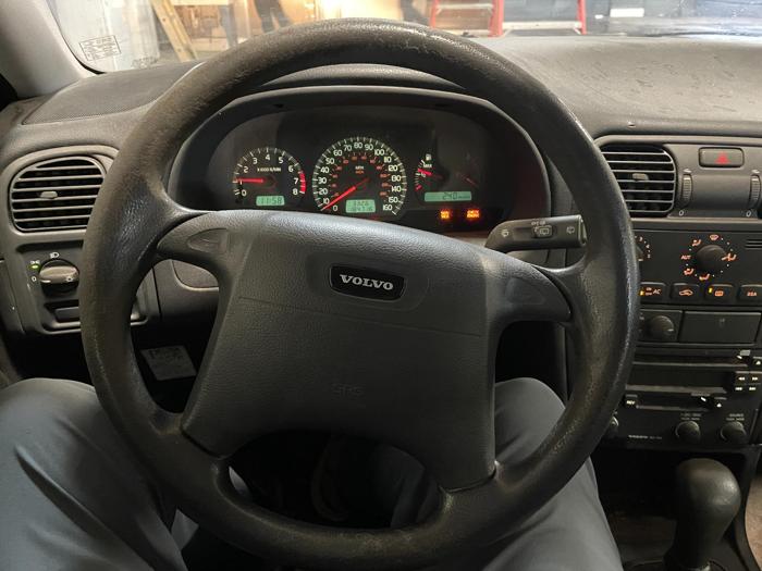 2001 volvo v40 with 184716 miles for sale near elk-river, minnesota e5ac7c4d58a94456b5eeadb183a89344.jpg