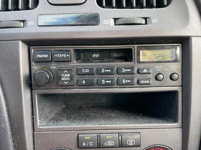 2005 hyundai elantra gls-4-door with 171647 miles for sale near elk-river, minnesota e5b0e4cfcfb04e3db6d4a826c6dc849f.jpeg