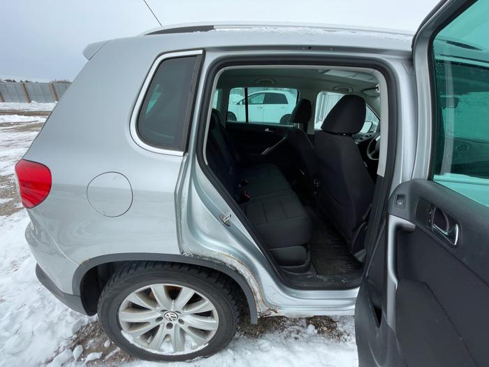 2009 volkswagen tiguan se with 101595 miles for sale near elk-river, minnesota e5cee8012738495ab95be2f2114a1b4a.jpeg