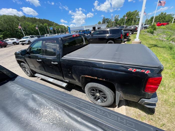 2014 chevrolet silverado-1500 1lt-double-cab-4wd with 161664 miles for sale near red-wing, minnesota e5d1473e4cf340a28832f2cc416f5181.jpeg