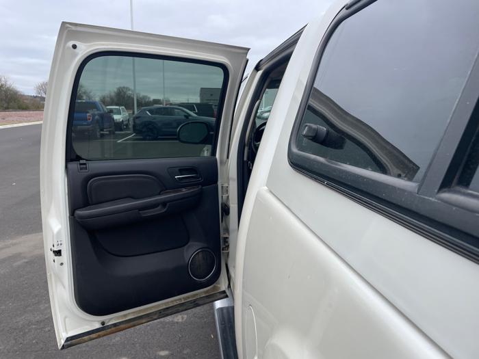 2011 gmc sierra-1500 denali-crew-cab-4wd with 134365 miles for sale near rochester, minnesota e5d1d927c1e74d74b14170f1ea104f52.jpeg