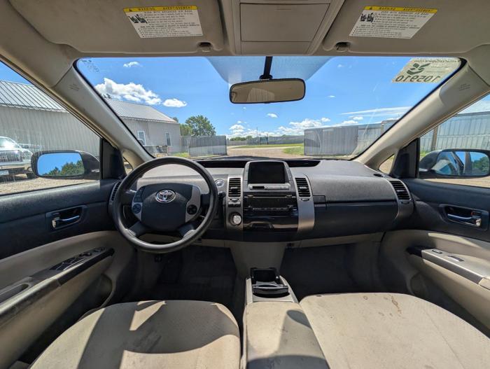 2006 toyota prius 4-door-liftback with 256025 miles for sale near elk-river, minnesota e5df2d8ea135468e8d3e180c5885ed1e.jpg