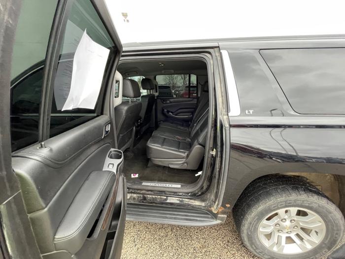 2016 chevrolet suburban lt-4wd with 199175 miles for sale near rochester, minnesota e6092eae374b4af0a3a6a20c4956e4ff.jpeg