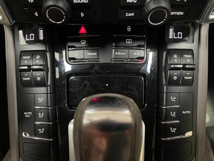 2013 Porsche Cayenne