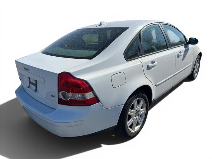 2007 volvo s40 2.4i with 156322 miles for sale near elk-river, minnesota e62ce27e97df4757aa0cc26a0c4b79f9.jpg