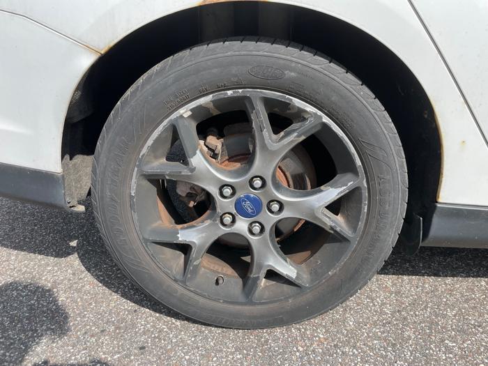 2013 ford focus se-sedan with 167983 miles for sale near elk-river, minnesota e674ff345d6d4b67ab41ab53220c64a0.jpeg