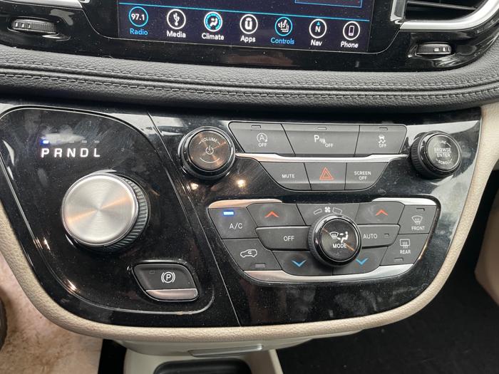 2018 chrysler pacifica limited with 145653 miles for sale near blaine, minnesota e685cfdd511543c480b45aeb5e775a74.jpeg