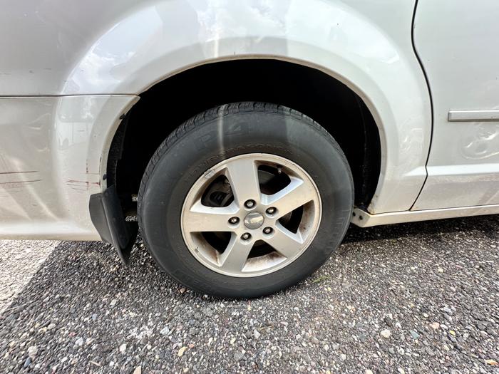 2011 dodge grand-caravan mainstreet with 257450 miles for sale near elk-river, minnesota e690c70c5dee40eb9f66ece6d2626626.jpeg